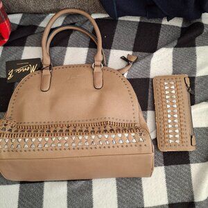 Myra B Dove handbag w/shoulder strap and matching wallet